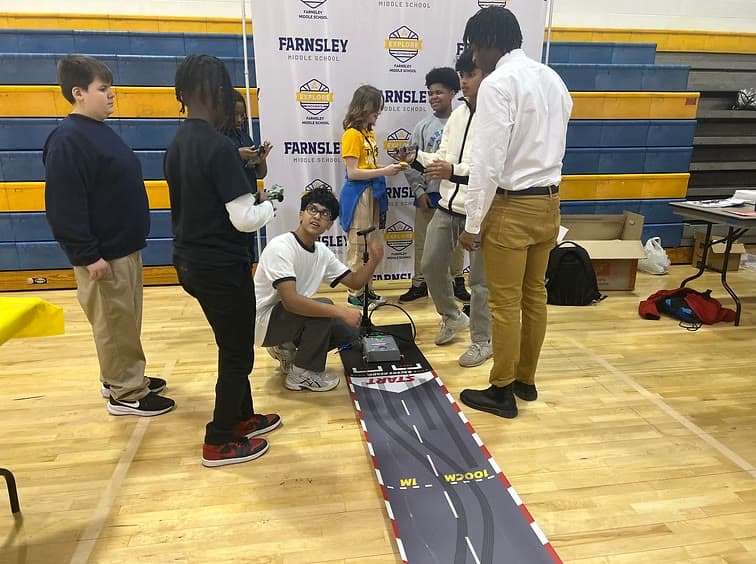 LMM partners with International Racing to launch Kentucky's first F1 in Schools program at Farnsley Middle School.
